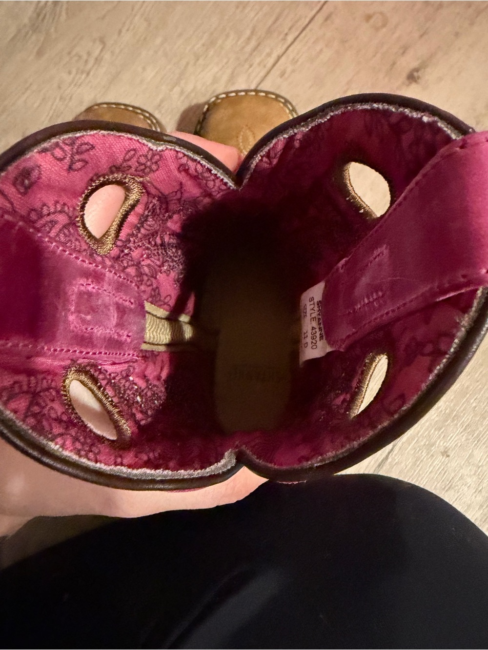 Cowgirl boots - Picture 7 of 10